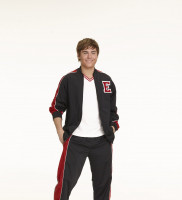 photo 27 in Zac Efron gallery [id550977] 2012-11-11