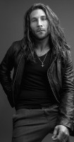 Zach McGowan pic #868786