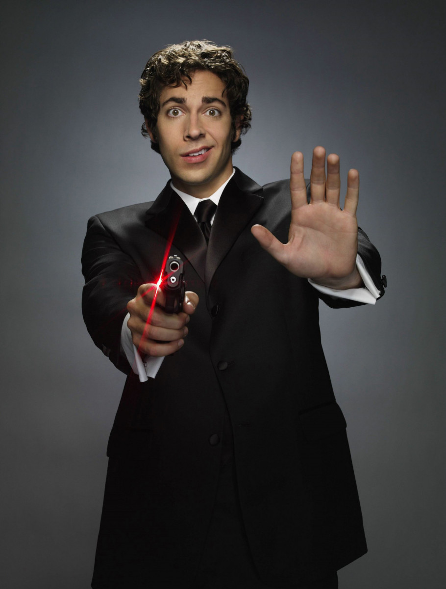 Zachary Levi: pic #363602