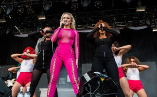 Zara Larsson pic #931300