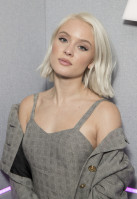 Zara Larsson photo #