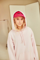 Zara Larsson photo #