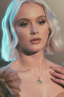 Zara Larsson photo #