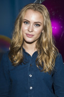 Zara Larsson photo #