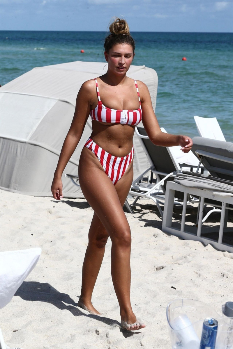 Zara McDermott: pic #1093987
