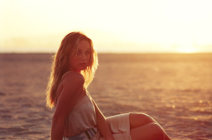 Zella Day photo #