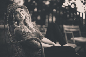 Zella Day photo #