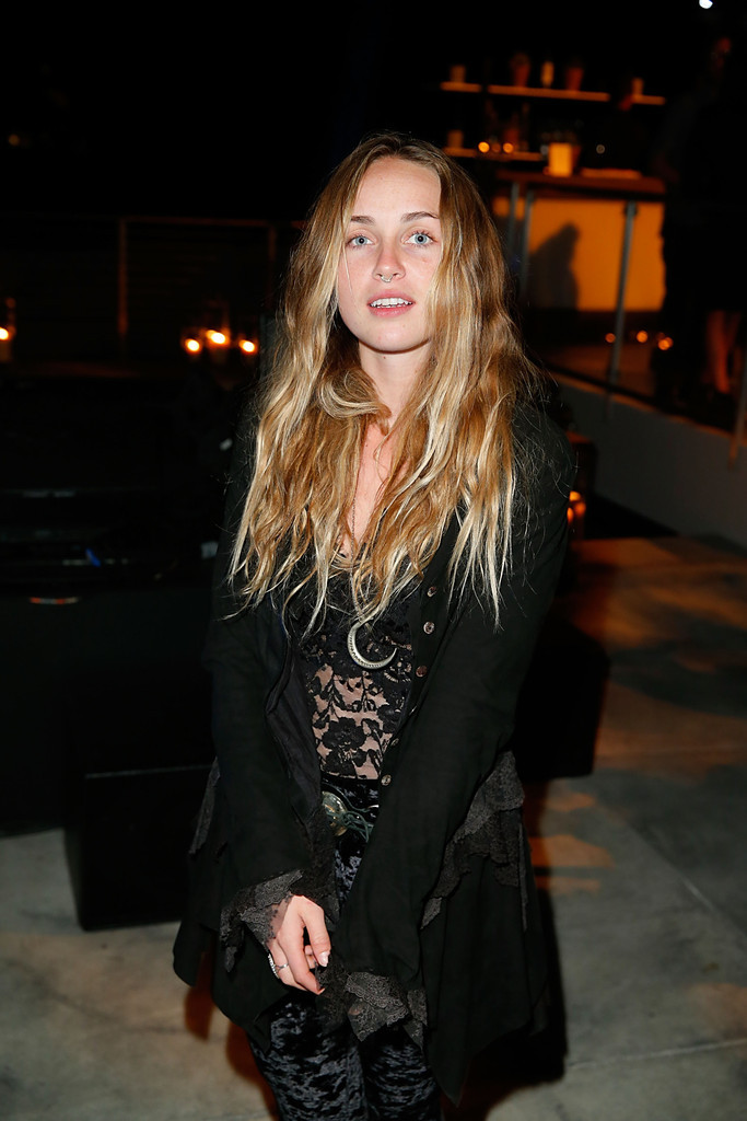 Zella Day: pic #779705