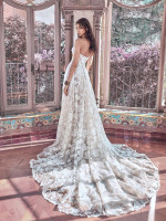 Zhenya Katava photo #