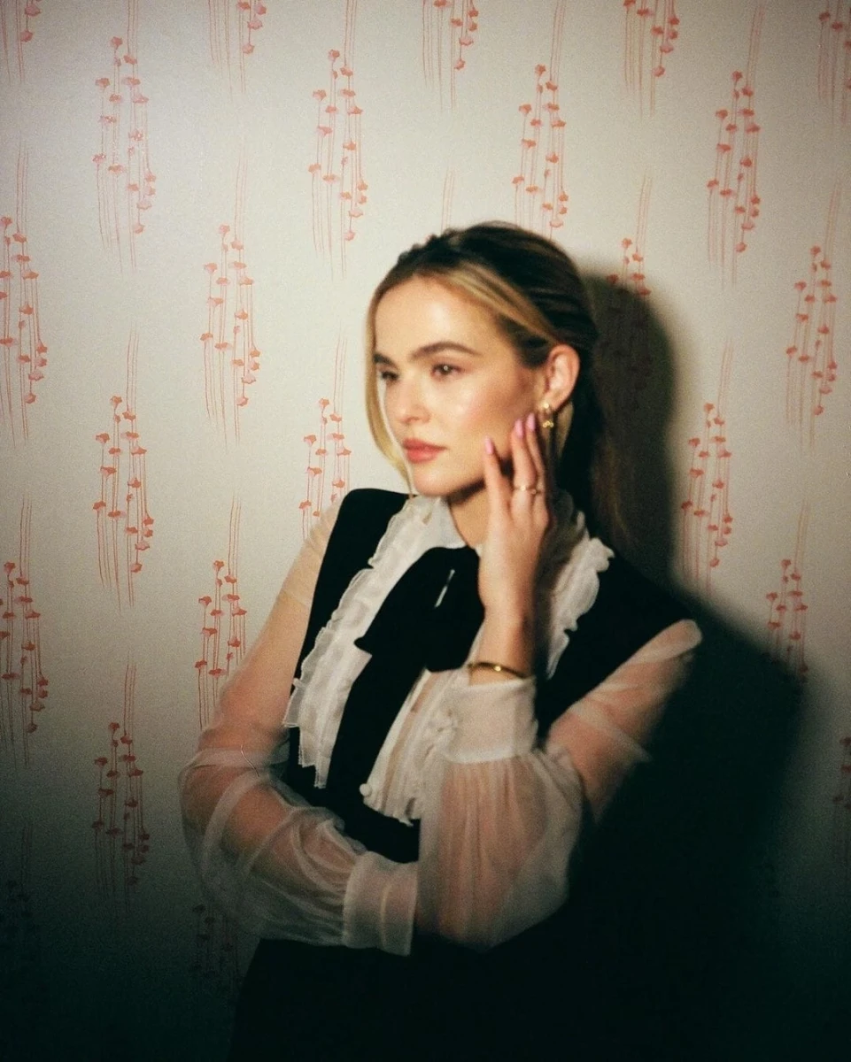 Zoey Deutch: pic #1321040