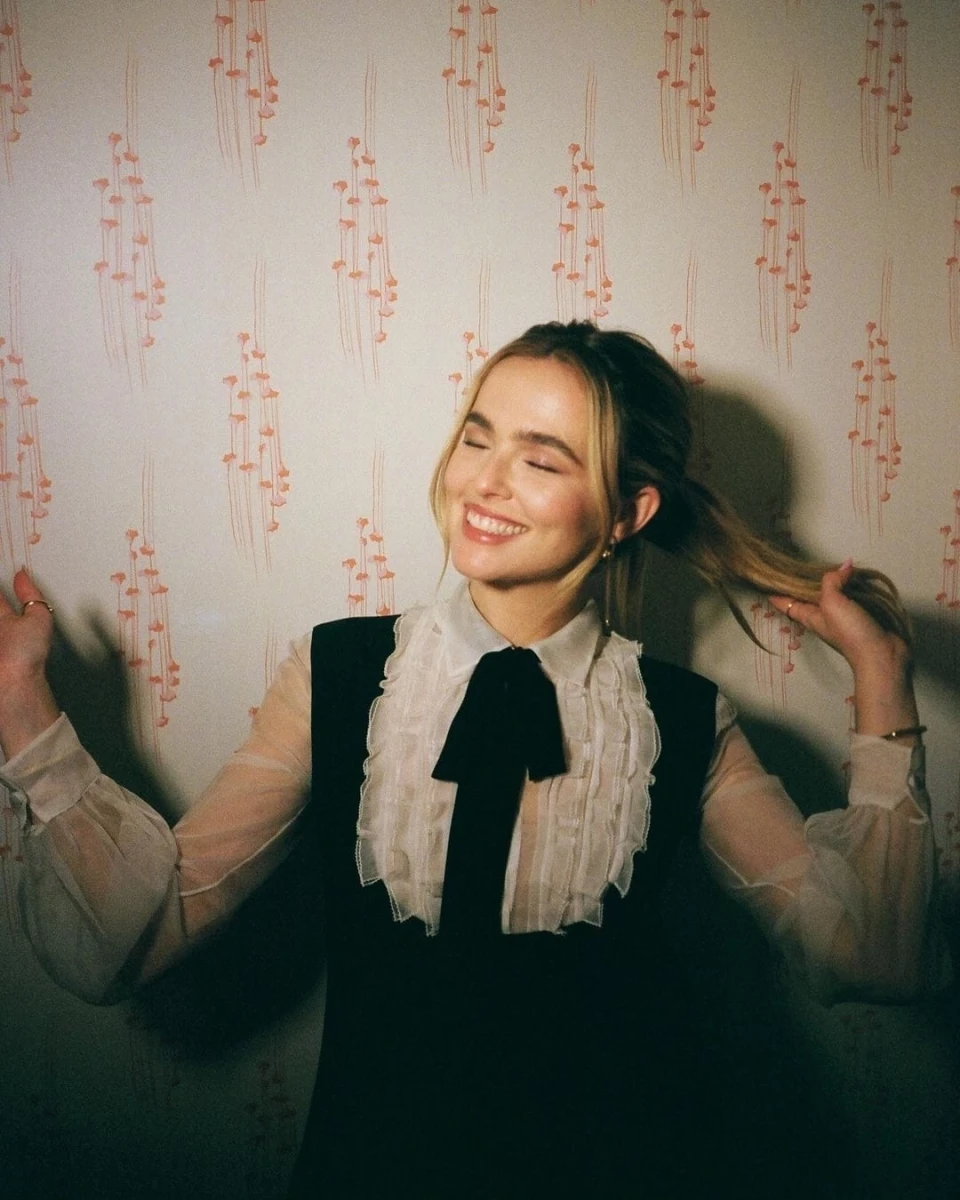 Zoey Deutch: pic #1321041