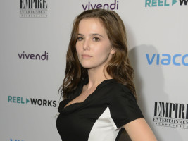 Zoey Deutch photo #