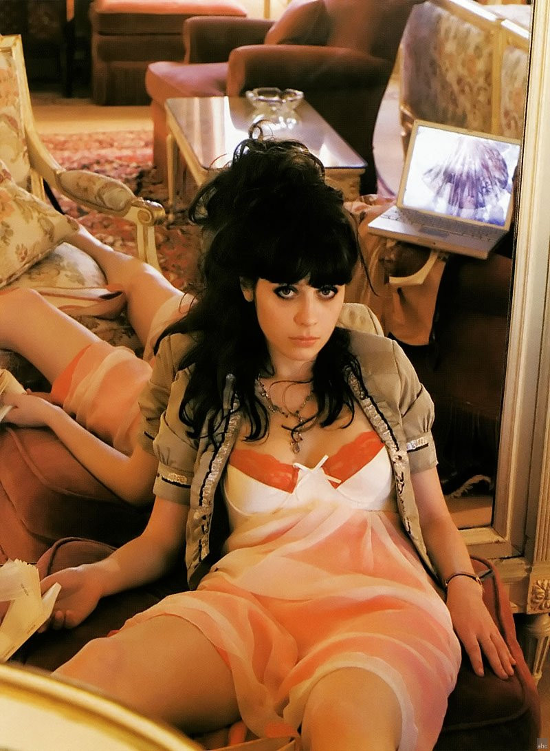 Zooey Deschanel: pic #296002