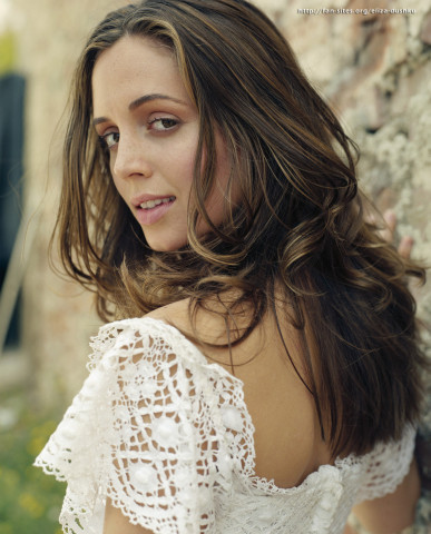 Eliza Dushku