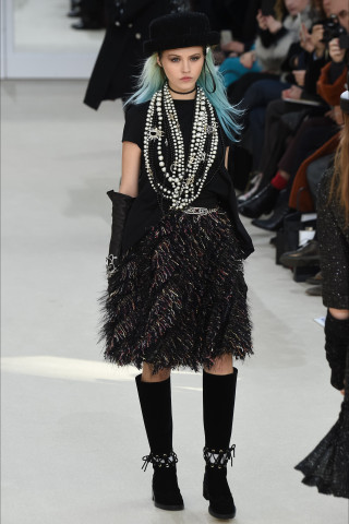 Chanel autumn and winter 2016-2017 Collection Part 2