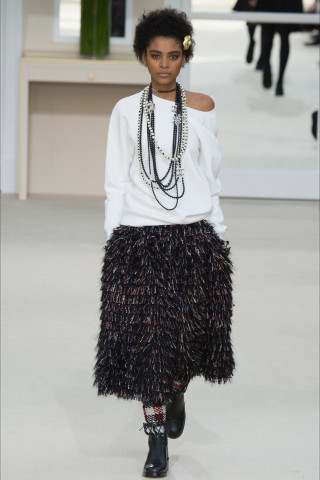 Chanel autumn and winter 2016-2017 Collection Part 2