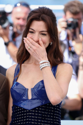 Anne Hathaway