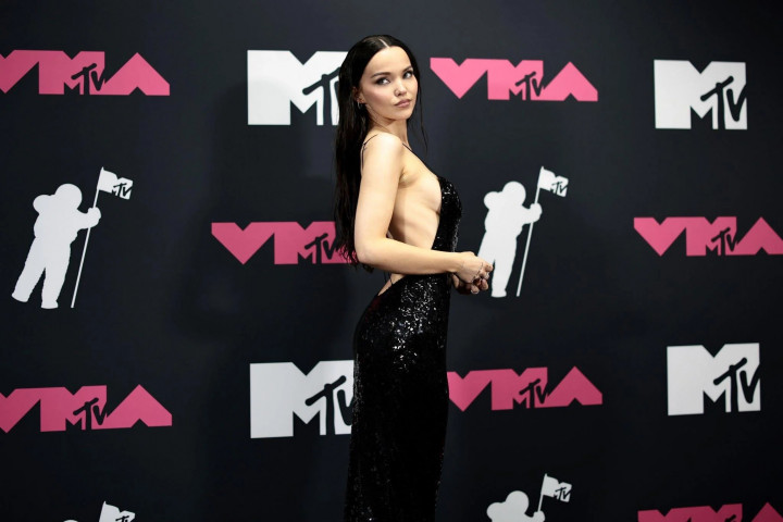 Dove Cameron at the 2023 MTV VMAs, Prudential Center in Newark, NJ, 09/12/2023