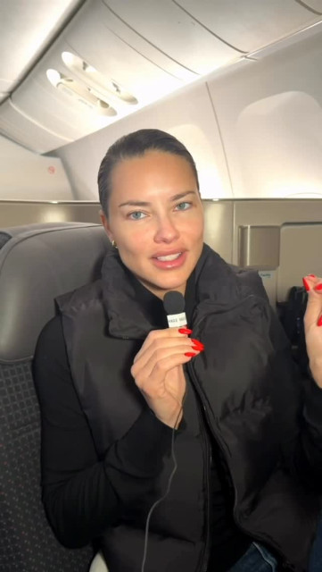 Adriana Lima instagram post 496738