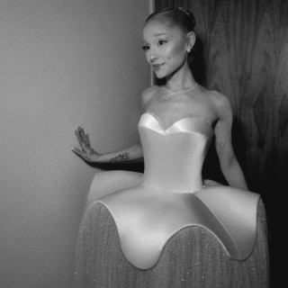 Ariana Grande instagram pic #487065