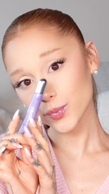 Ariana Grande instagram post 493953
