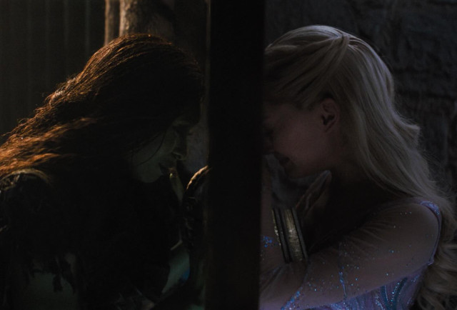 Ariana Grande instagram post 497769