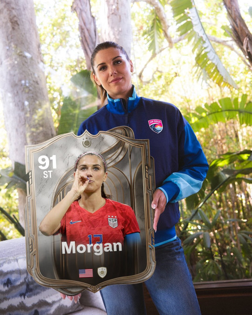 Alex Morgan instagram post 494669