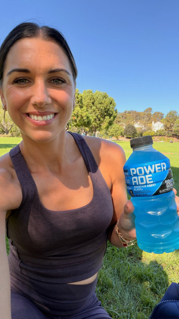 Alex Morgan instagram post 496679