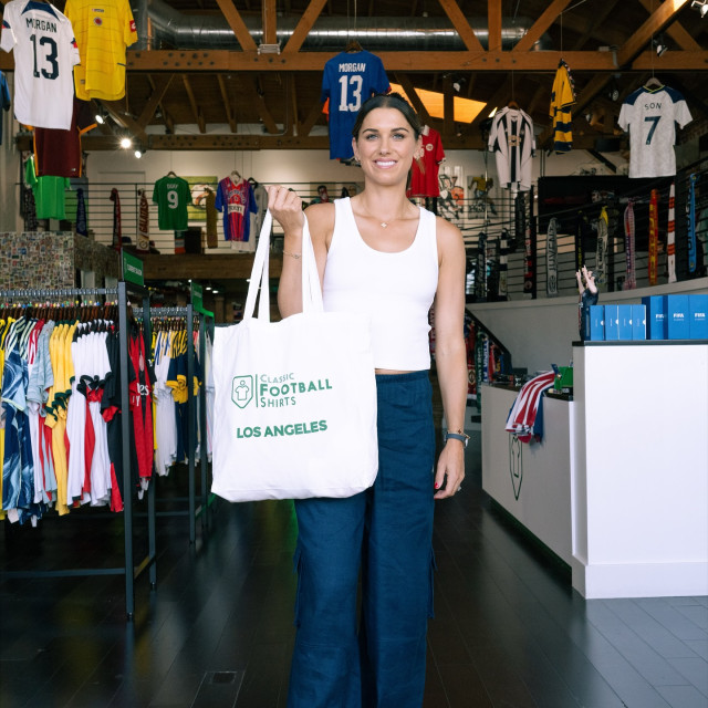 Alex Morgan instagram post 496711