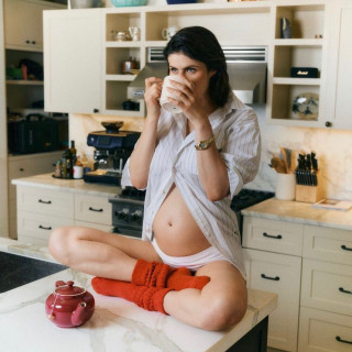 Alexandra Daddario instagram pic #471545