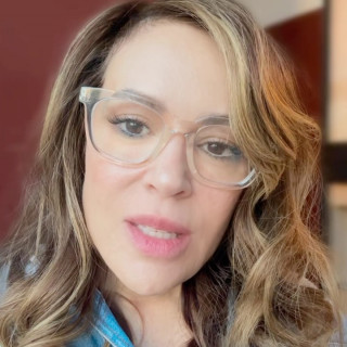 Alyssa Milano instagram pic #484294