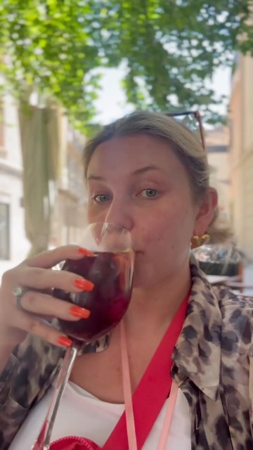 Amy Hart instagram post 491446