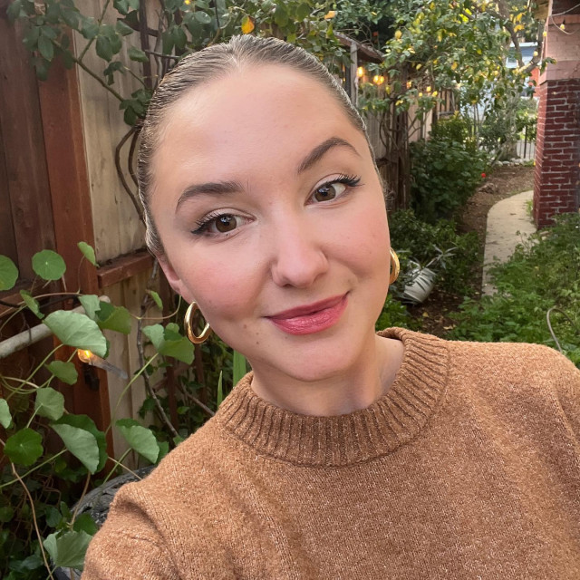 Audrey Whitby instagram post 462449