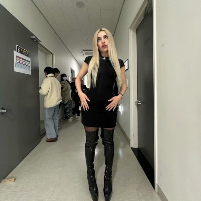 Ava Max instagram post 480301