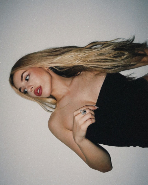 Ava Max instagram post 486025