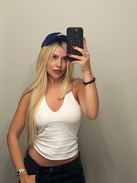 Ava Max instagram post 491861