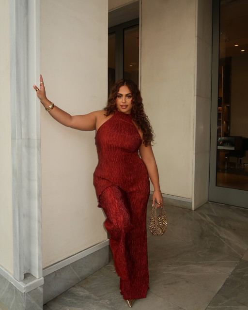 Ayesha Perry-Iqbal instagram post 485292