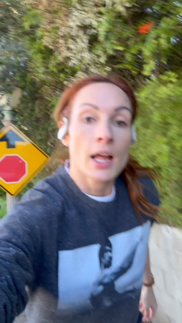 Becky Lynch instagram post 498034