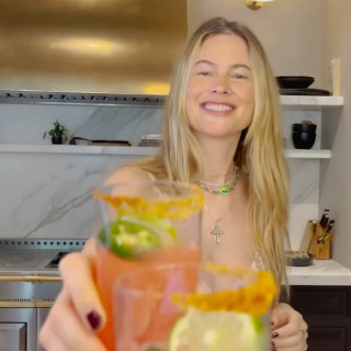 Behati Prinsloo instagram pic #490313