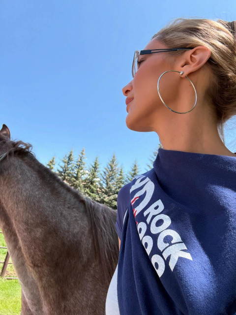 Bella Hadid instagram post 493341