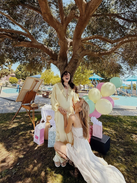 Bella Hadid instagram post 493817