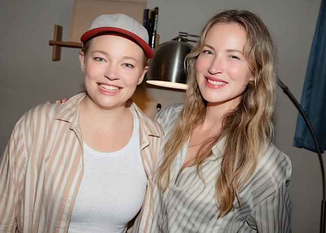 Beth Riesgraf instagram post 489401