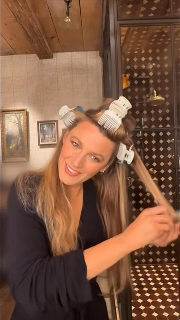 Blake Lively instagram post 493421
