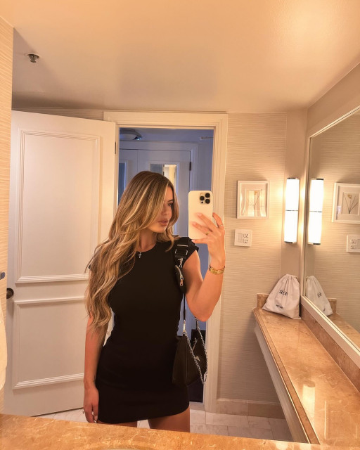 Brielle Biermann instagram post 479621