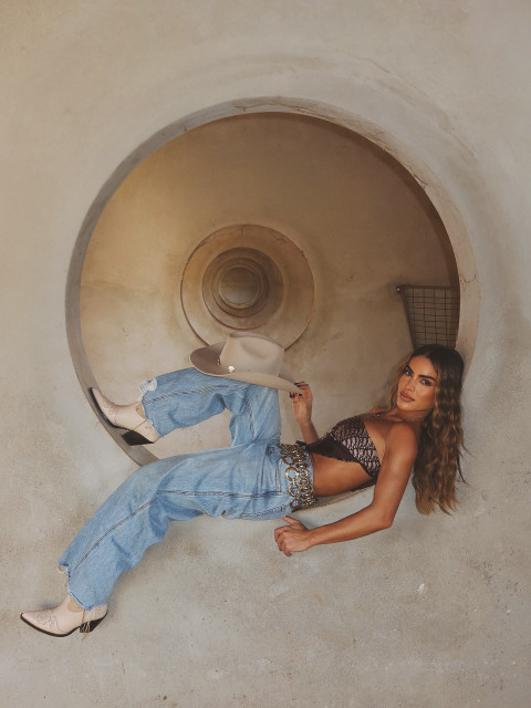 Camila Coelho instagram post 494473