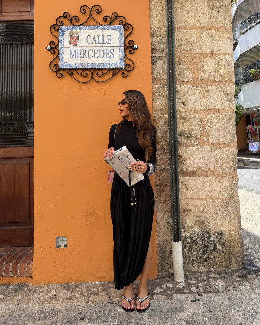 Camila Coelho instagram post 498436