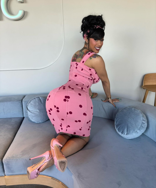 Cardi B instagram post 494489