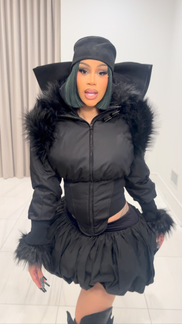 Cardi B instagram post 497268