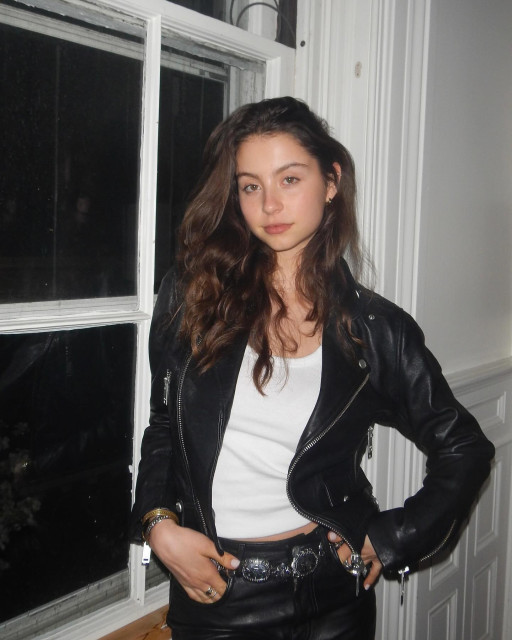 Carys Zeta Douglas instagram post 466650