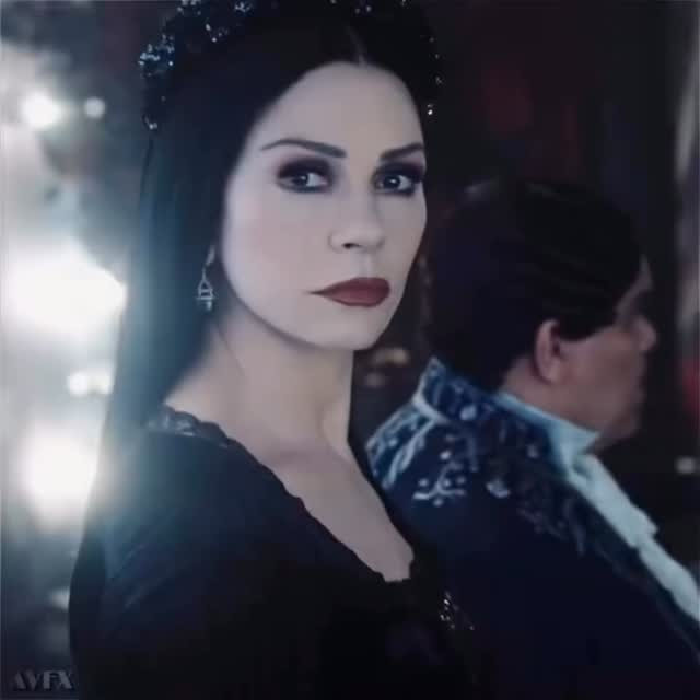 Catherine Zeta Jones instagram post 495186